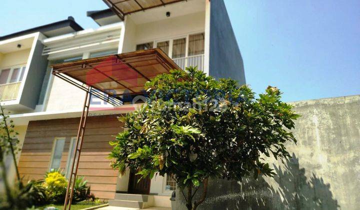 Rumah Berkonsep Villa Di Apple 8 Residence Batu, Sebelah Batos 2