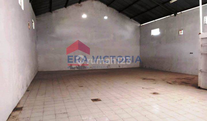 Gudang Poros Hayam Wuruk Jember Cocok Untuk Ekspedisi 5