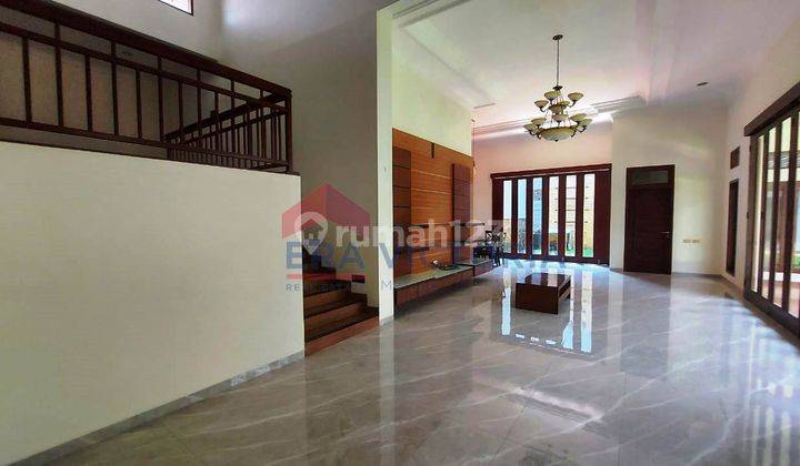 Rumah 2 Lantai Kondisi Sangat Istimewa Dalam Perum Istana Dieng 6