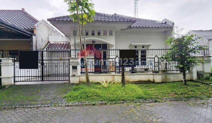 Dijual Rumah Layout Cantik Dan Asri Pinggir Jalan Poros Araya  1