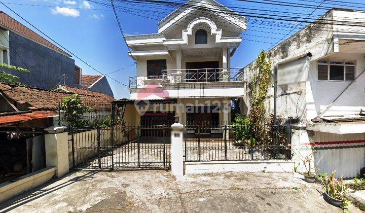 Dijual Rumah 2 Lantai Pinggir Jalan Ramai Ciliwung Jember, Cocok Untuk Usaha 1