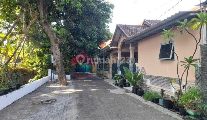 Rumah Bagus 2 Lantai Lokasi Strategis Dekat Perkantoran  1