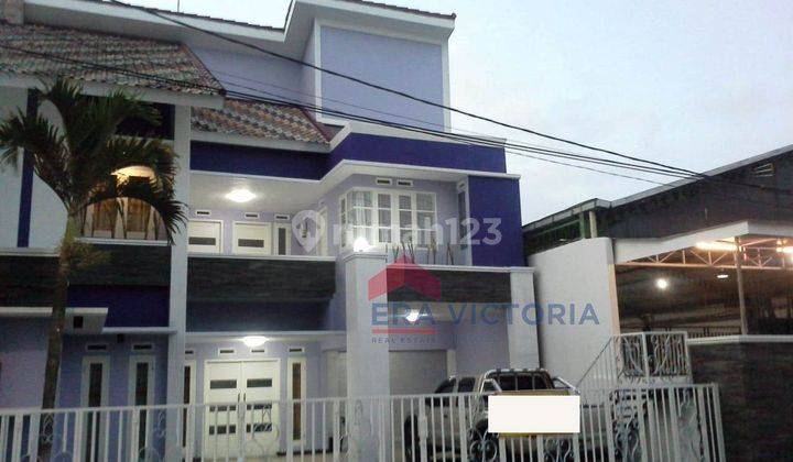 Dijual Villa Lokasi Strategis Tengah Kota Batu  1