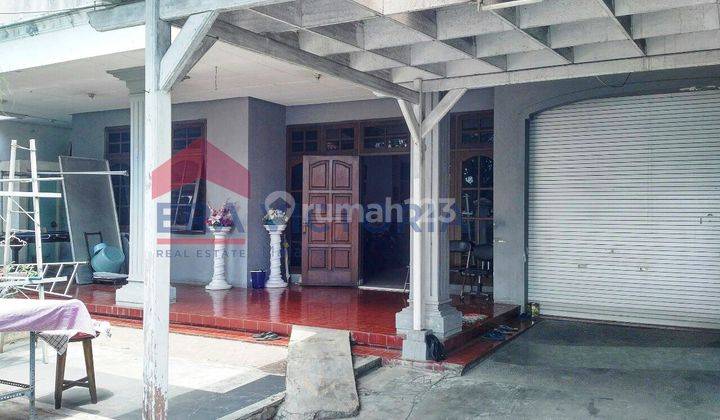 Dijual Rumah Klasik Kamar Banyak,akses Jalan Lebar Tengah Kota Malang  2