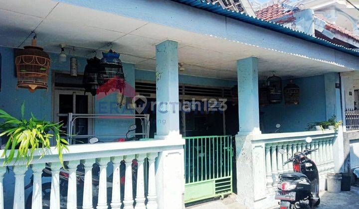 Dijual Rumah Dekat Alun Alun Kediri, Kediri Town Square Kota Kediri  1