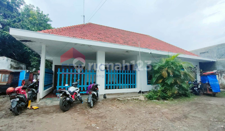 Rumah Dijual Pusat Kota Probolinggo Dekat Alun-Alun dan Kawasan Ramai 1
