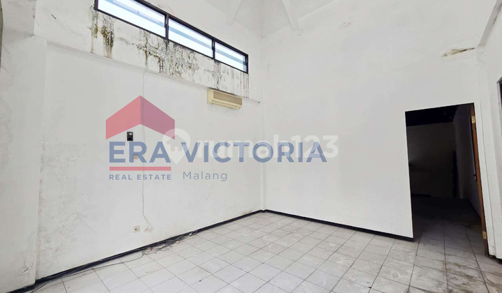 Shop House for Sale in Suhat Area Near Krida Park, Brawijaya University 2