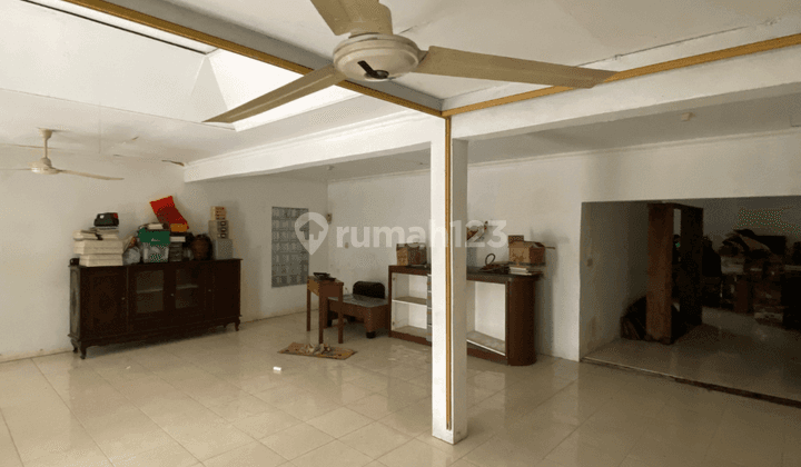 Rumah Kalangan Artis di Pondok Jaya Jakarta Selatan 6