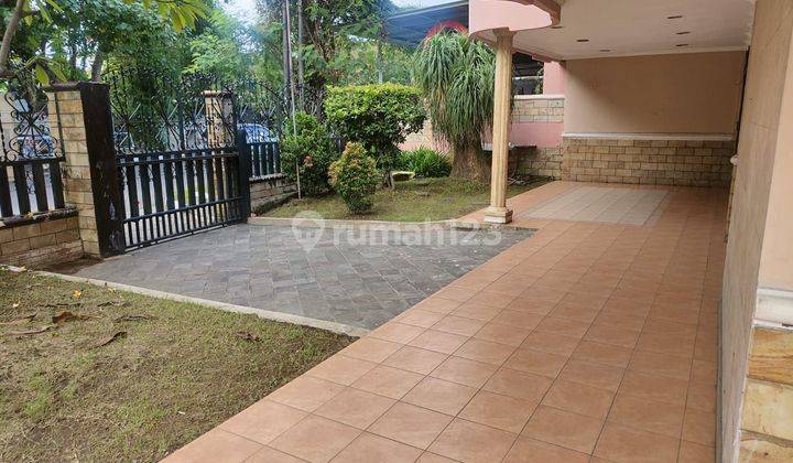 Rumah Jumbo Di Gayungsari Dekat Masjid Al Akbar, Dekat Sekolah,  2