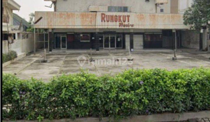 Di Jual Gudang Bekas Gedung Bioskop Dekat Tol 1