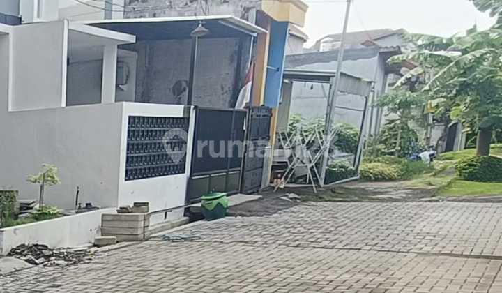 Selling House in Tambak Medokan Ayu Near UPN Campus 2