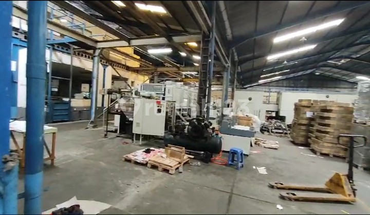 For Sale/Rent Ex Factory Zero on Kletek Main Road in Sidoarjo For Sale/Rent Ex Factory Zero on Kletek Main Road in Sidoarjo