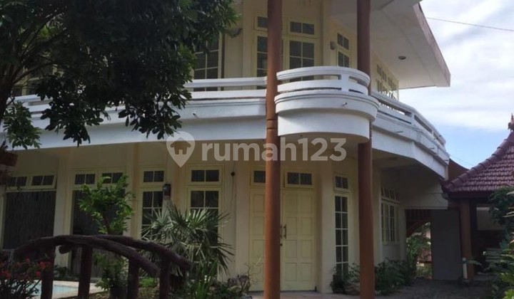 Jual Villa Ada Kolam Renang Dalam Perumahan Villa Sekuti Murah