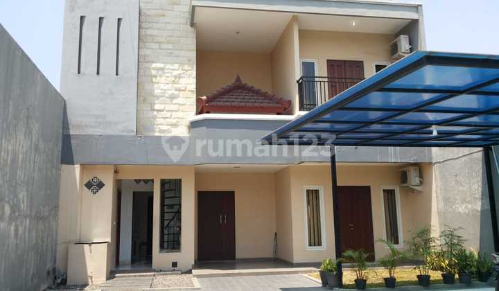 For Sale 2-Story House in Mangkunegara Surabaya