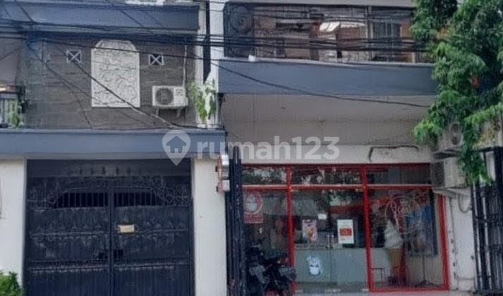 For Sale: Boarding House and Shophouse in Dukuh Kupang, Near Campus, Strategic Location