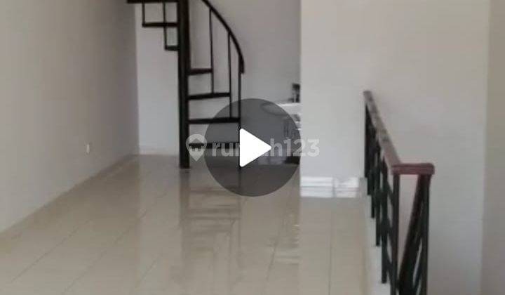 Disewakan ruko siap pakai 2 lantai lokasi strategis di kota wisata cibubur 4