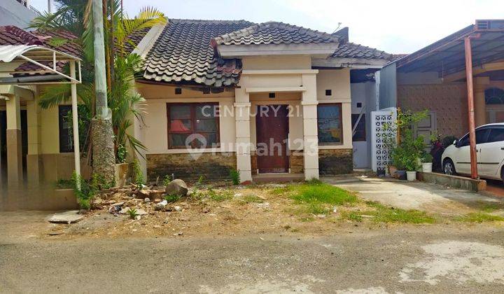 Rumah Strategis Dan Siap Huni Di Jalan Dahlia 1