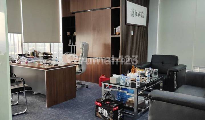 Office Space Gold Coast Pik, Tower Eifel, Luas 250m, Lt. Middle 4