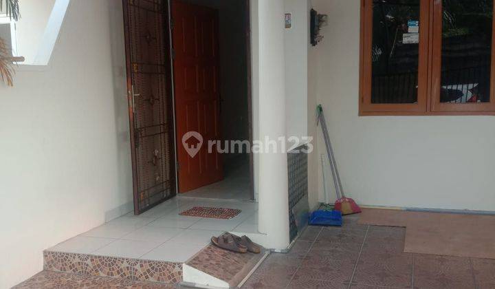 Rumah Kresek 2, Uk. 5x15m2, 2lt, 2 Br, Ac 2 Unit, Lokasi Bagus 1