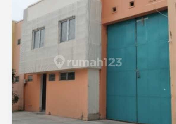 Warehouse in Batu Ceper. Size 456m2. Flood-Free. Fits 40 Ft Container.