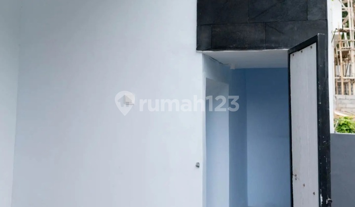 Rumah Murah Minimalis Lantai 2 Dekat Terminal Pesiapan Tabanan