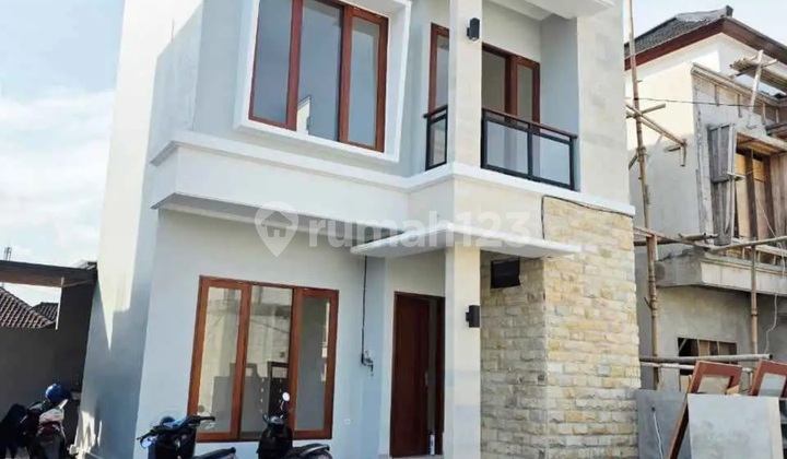 Rumah 2 Lantai Tanah 1 Are Harga 1 Man One Gate System di Nusadua