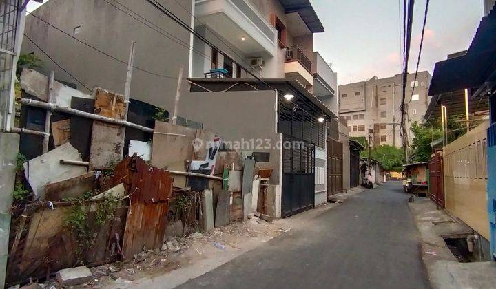 Dijual Tanah Atau Rumah Tua Jelambar, Jakarta Barat 1