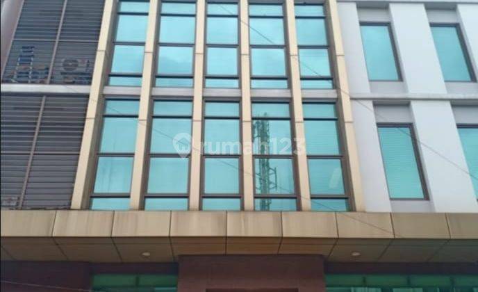 Dijual Office Building Kebayoran Baru, Jakarta Selatan 1