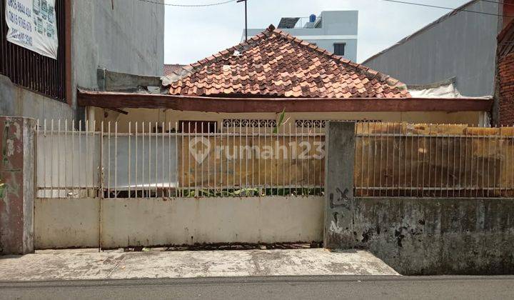 Dijual Rumah Tua Petojo Barat, Jakarta Pusat 1