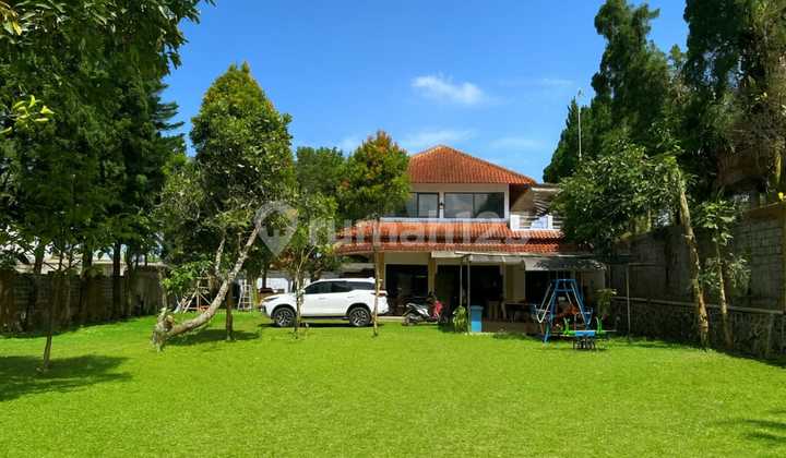 Dijual Villa Cisarua Puncak Bogor di Jl. Cidokom No. 7, Kopo, Cisarua, Bogor, Jawa Barat, Indonesia, 16750, Cisarua