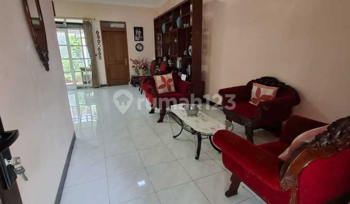 Strategic House in Guntur Sari Turangga, Buah Batu Wing 2