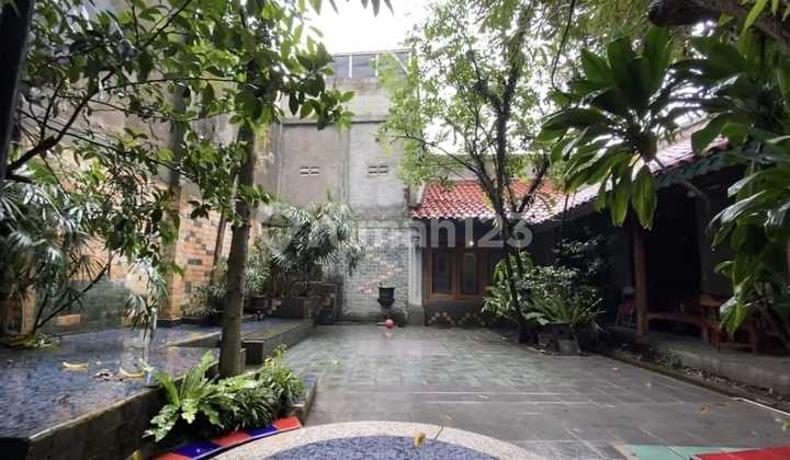 Hitung Tanah Mainroad Kopo Bangunan Lama Kokoh