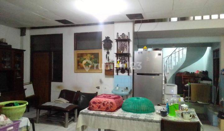 Rumah Klasik Strategis di Situ Aksan Bandung 2