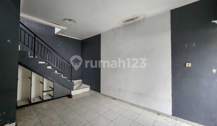Rumah Nyaman 2 Lantai di Komplek Green Garden View Pasir Impun 2