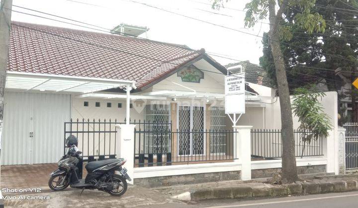 Di Sewakan Rumah Tinggal Cocok Untuk Usaha Stategis Di Nusa hijau 1
