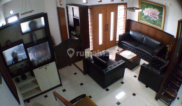 Rumah Cantik di Perumahan Surapati Core 1