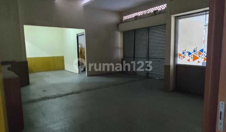 Ruang Usaha Strategis Mainroad Setiabudi Bandung 2