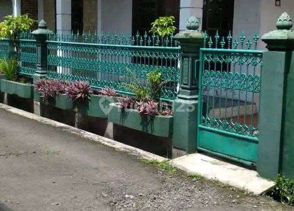 Rumah di Perumahan Dano Permai Sumedang 1