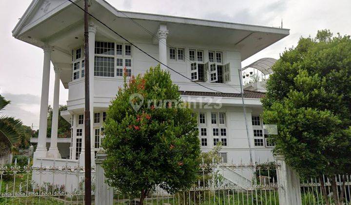 Rumah Besar Furnished di Sukaluyu 1