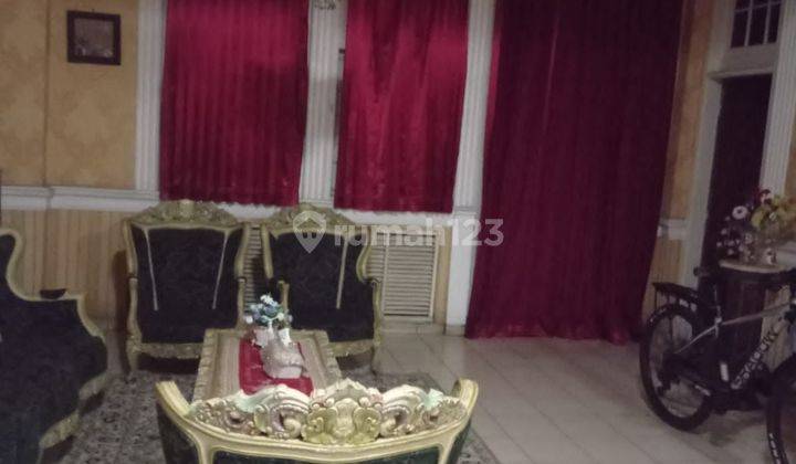 Rumah Besar Furnished di Sukaluyu 6
