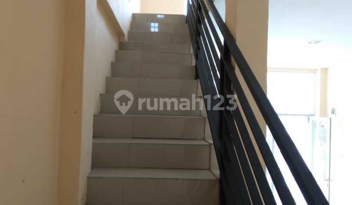 Ruko Baru di Sarijadi 6