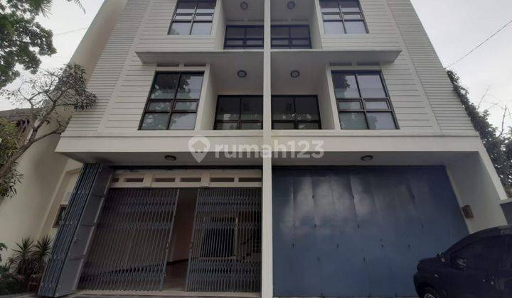 Gedung di Jalan Sangkuriang Cimahi 1