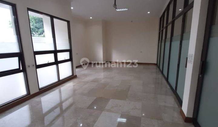 Gedung di Jalan Sangkuriang Cimahi 9