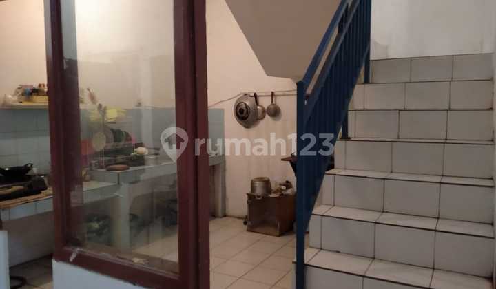 Rumah Kost Full Sedang Berjalan Daerah Cisitu 10