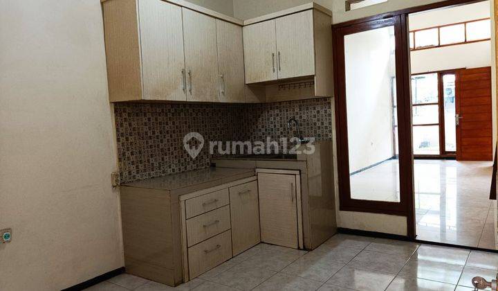 Rumah Nyaman di Ciwastra Margacinta Bandung 5