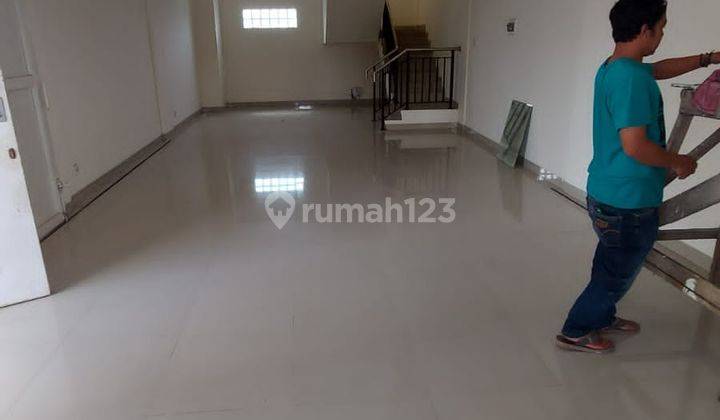 Ruko Hook Strategis Buah Batu Square Bandung 4