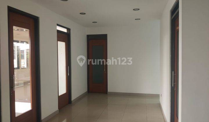 Ruang Usaha Strategis di Terusan Jalan Jakarta 2