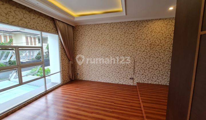 Rumah Cantik Modern Semi Furnished di Setramurni 6