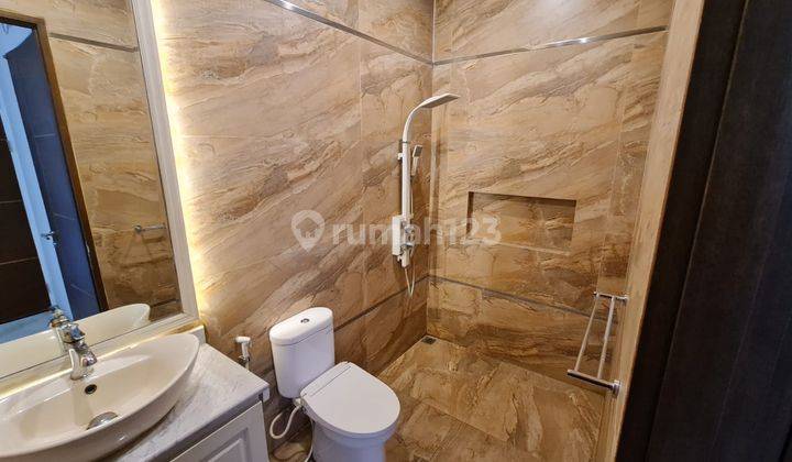 Rumah Cantik Modern Semi Furnished di Setramurni 12