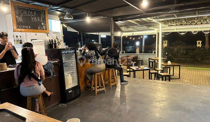 Ruang Usaha Kafe Lembang Cafe Lengkap Semua Isinya 1
